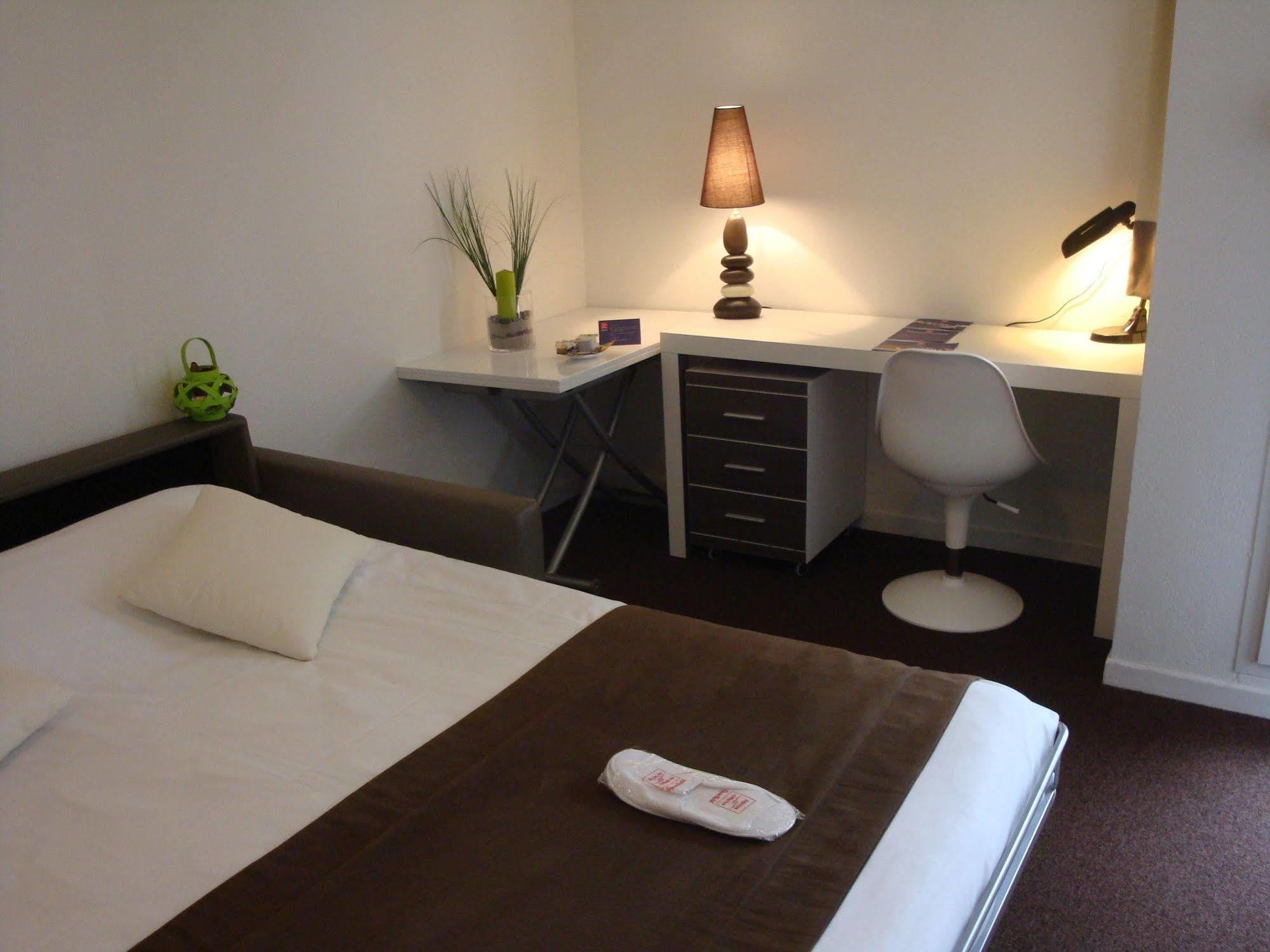 Sejours & Affaires La Rochelle Les Minimes Aparthotel Eksteriør bilde